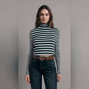 Rag & Bone Knit Stripe Turtleneck Long Sleeve Navy Multi Size Medium NWT